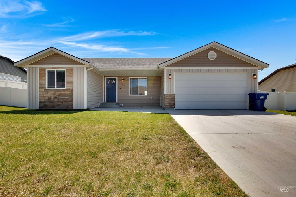 703 Kelli Lane, Filer, ID 83328