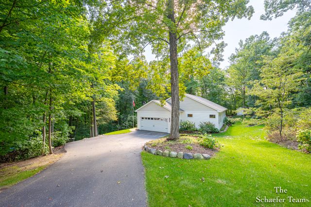 10920 Foreman Street Se, Lowell Twp, MI 49331
