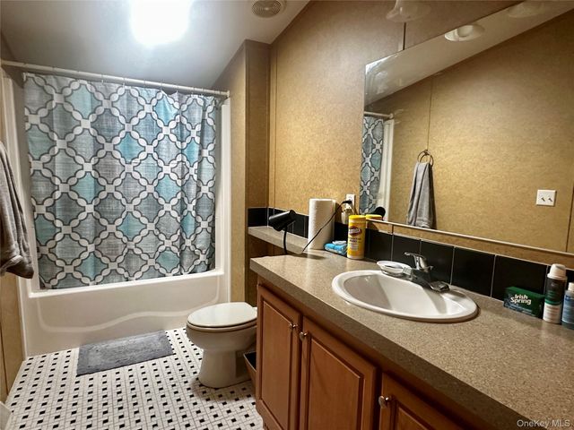 106 DEERHAVEN Lane, Gardiner, NY 12525