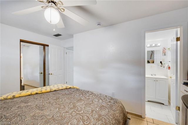 1652 Jamestown CT, Fort Myers, FL 33907