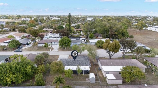 1652 Jamestown CT, Fort Myers, FL 33907