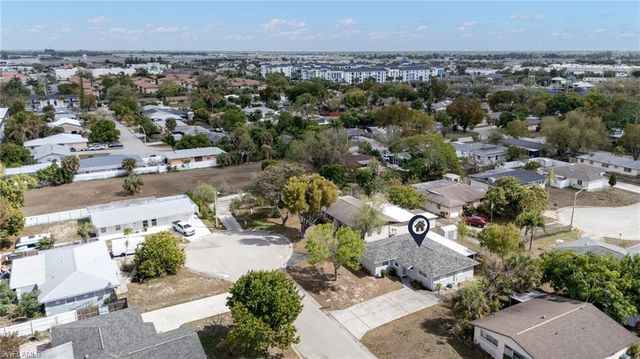 1652 Jamestown CT, Fort Myers, FL 33907