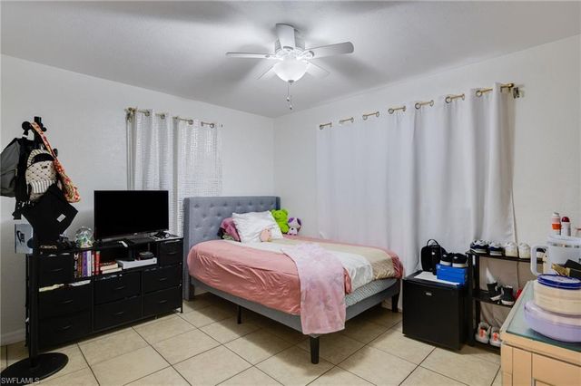 1652 Jamestown CT, Fort Myers, FL 33907