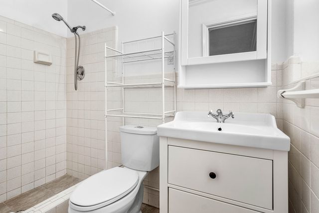 2100 NE 4th Avenue, Boca Raton, FL 33431