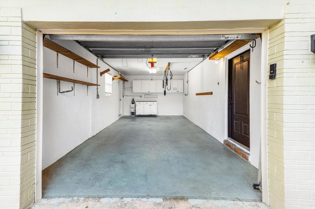 2100 NE 4th Avenue, Boca Raton, FL 33431