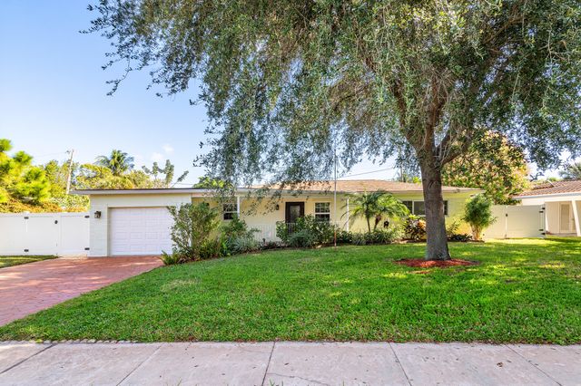 2100 NE 4th Avenue, Boca Raton, FL 33431