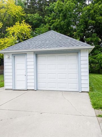 6615 N 42nd STREET, Milwaukee, WI 53209