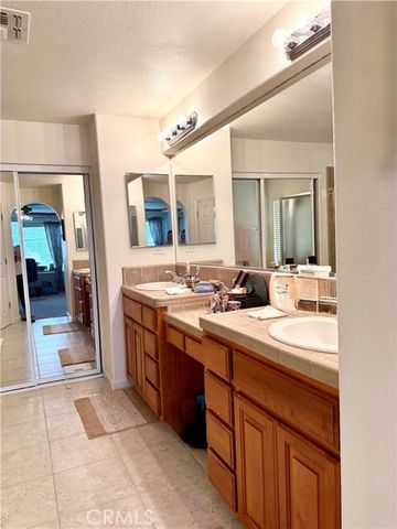 9200 Hunters creek Way, Chowchilla, CA 93610