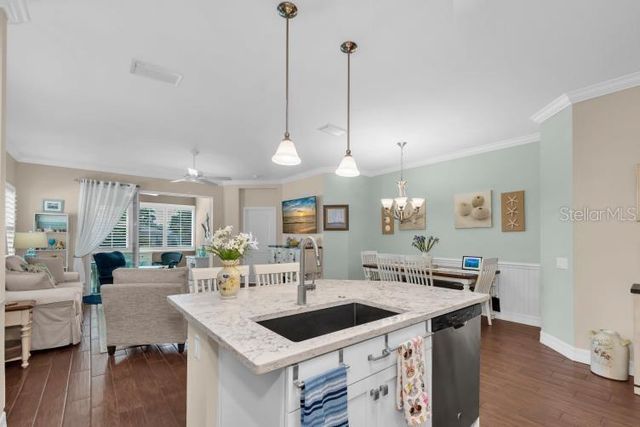 1503 CALLE GRAND STREET, Bradenton, FL 34209