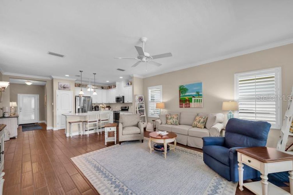 Image 6 of property listing at 1503 CALLE GRAND STREET, Bradenton, FL 34209
