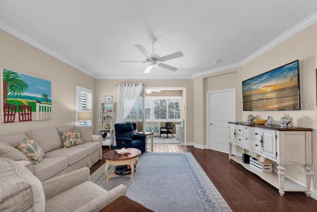 Image 9 of property listing at 1503 CALLE GRAND STREET, Bradenton, FL 34209