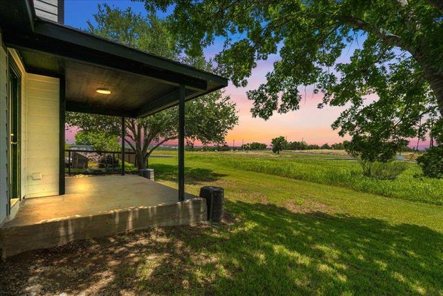 772 Clearview CIR, San Marcos, TX 78666