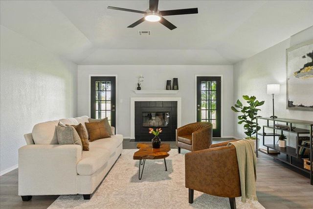 772 Clearview CIR, San Marcos, TX 78666