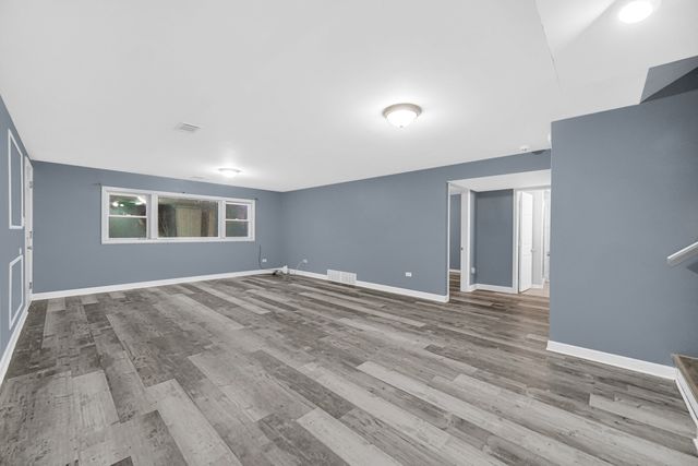 16906 Dobson Court, South Holland, IL 60473