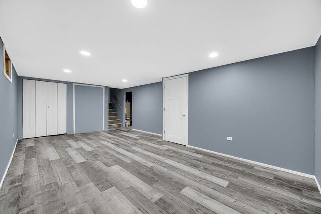 16906 Dobson Court, South Holland, IL 60473