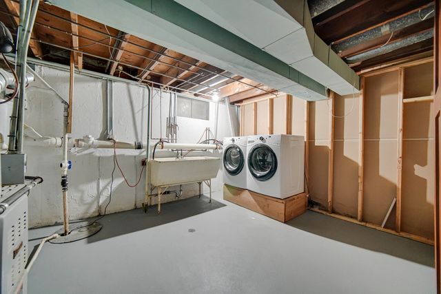 16906 Dobson Court, South Holland, IL 60473