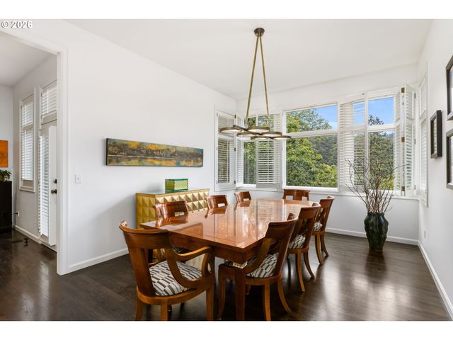 1941 Sw MONTGOMERY Pl, Portland, OR 97201