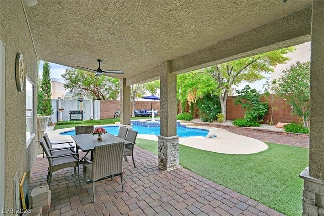 513 Beaconwood Street, Henderson, NV 89052