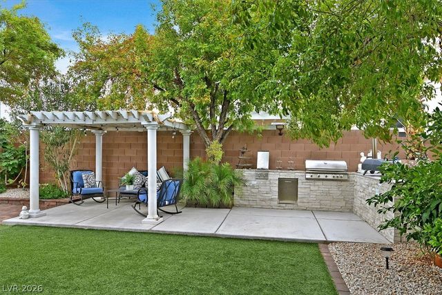 513 Beaconwood Street, Henderson, NV 89052
