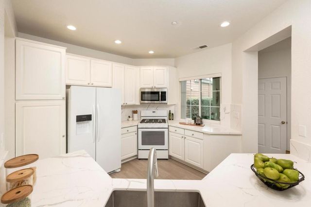 106 Camerota Way, Redwood City, CA 94065