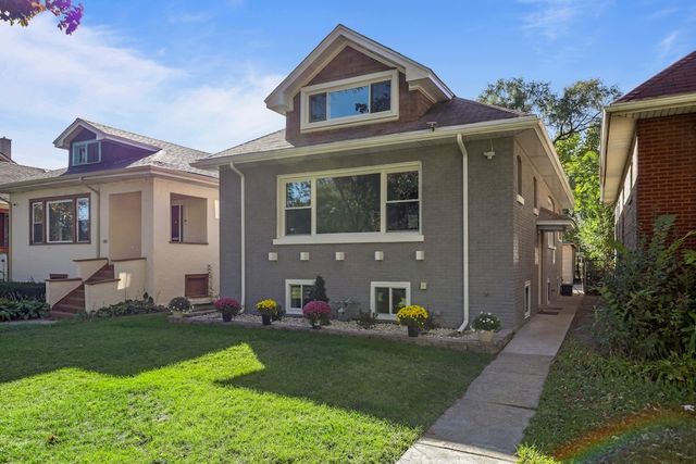 1702 S 4th Avenue, Maywood, IL 60153