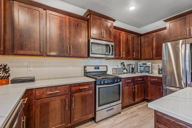 16500 Pine Creek Drive, La Pine, OR 97739