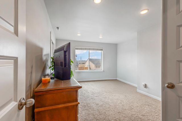 16500 Pine Creek Drive, La Pine, OR 97739