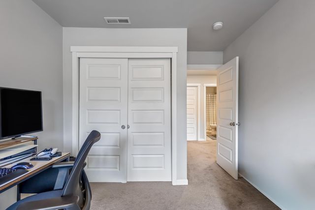 16500 Pine Creek Drive, La Pine, OR 97739