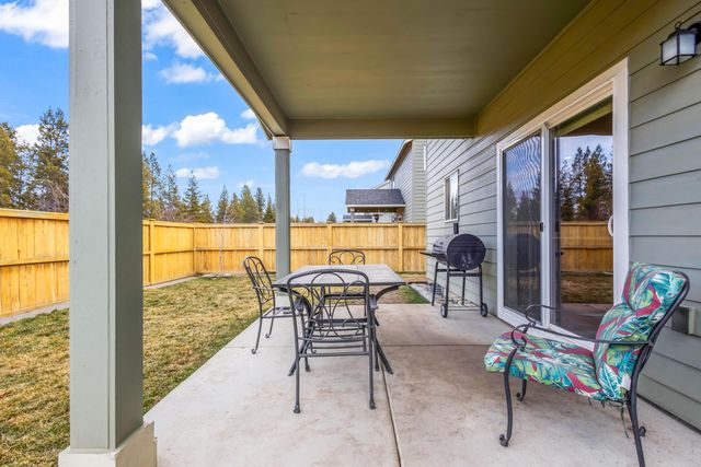 16500 Pine Creek Drive, La Pine, OR 97739