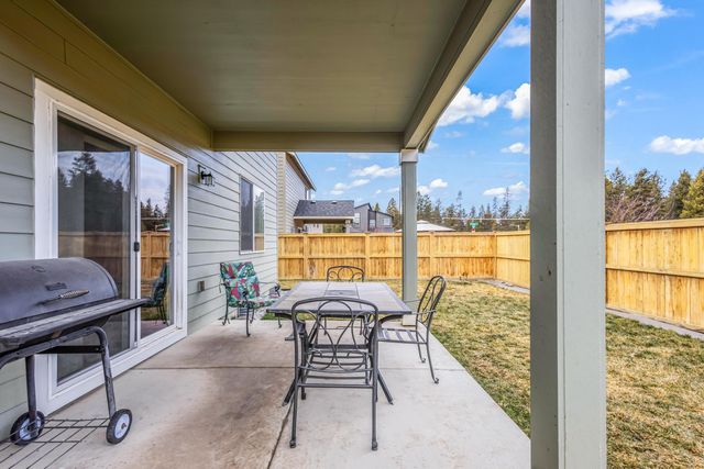 16500 Pine Creek Drive, La Pine, OR 97739