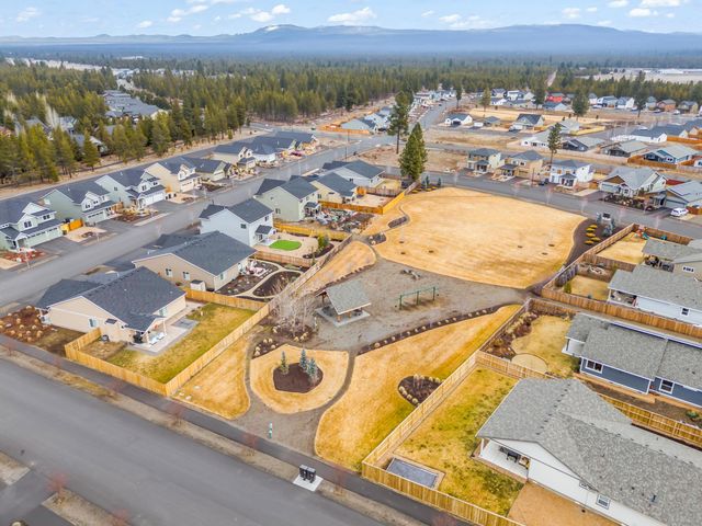 16500 Pine Creek Drive, La Pine, OR 97739