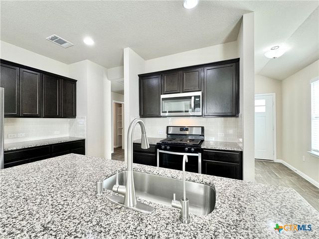 224 Yoakum Street, Leander, TX 78641