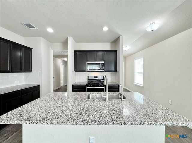 224 Yoakum Street, Leander, TX 78641