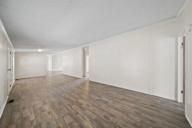 521 Rio Grande Drive, Adrian, MI 49221