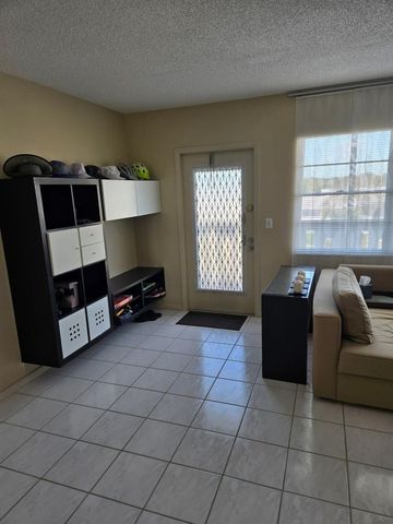 4093 Westbury H 4093, Deerfield Beach, FL 33442