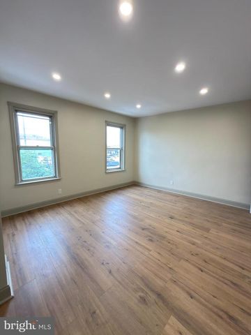 1819 E SERGEANT ST, Philadelphia, PA 19125