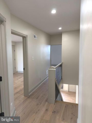 1819 E SERGEANT ST, Philadelphia, PA 19125