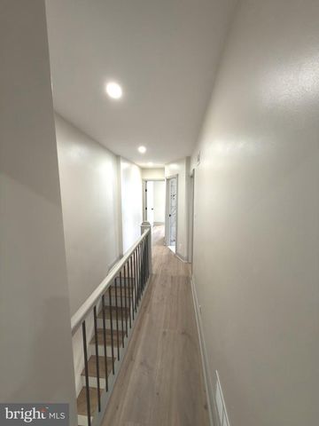 1819 E SERGEANT ST, Philadelphia, PA 19125