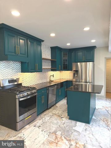 1819 E SERGEANT ST, Philadelphia, PA 19125