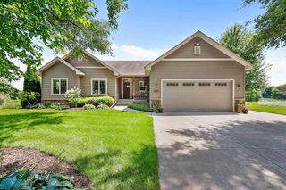 3847 Combs Court, Deforest, WI 53532