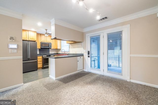 6700 Roswell Road 1C, Sandy Springs, GA 30328