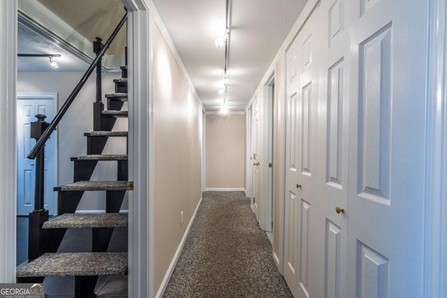 6700 Roswell Road 1C, Sandy Springs, GA 30328