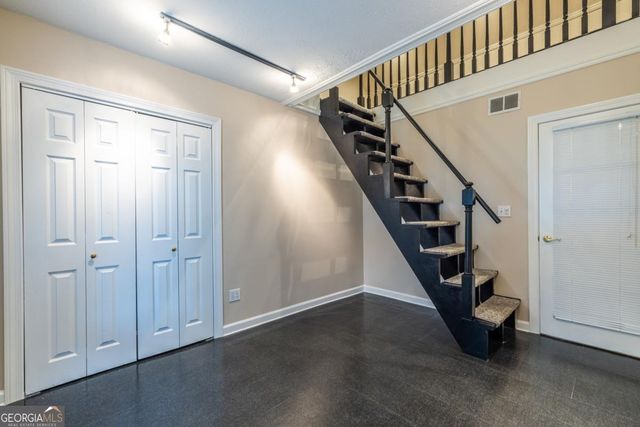 6700 Roswell Road 1C, Sandy Springs, GA 30328