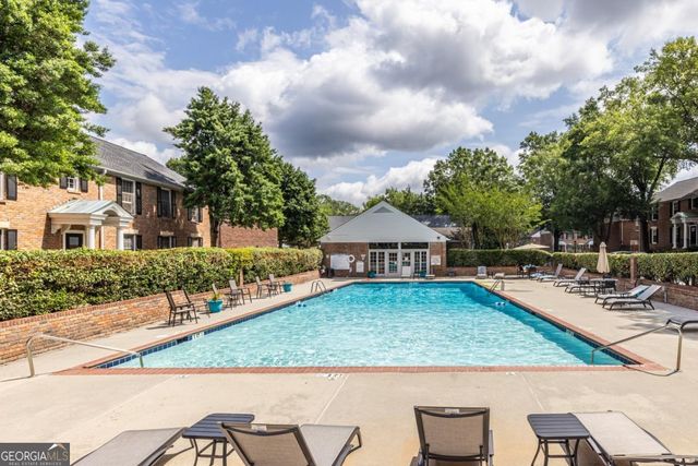 6700 Roswell Road 1C, Sandy Springs, GA 30328