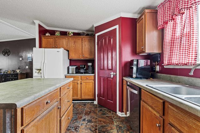 2107 E Prospect Rd., Jefferson, TX 75657