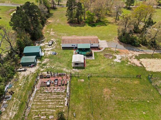 2107 E Prospect Rd., Jefferson, TX 75657