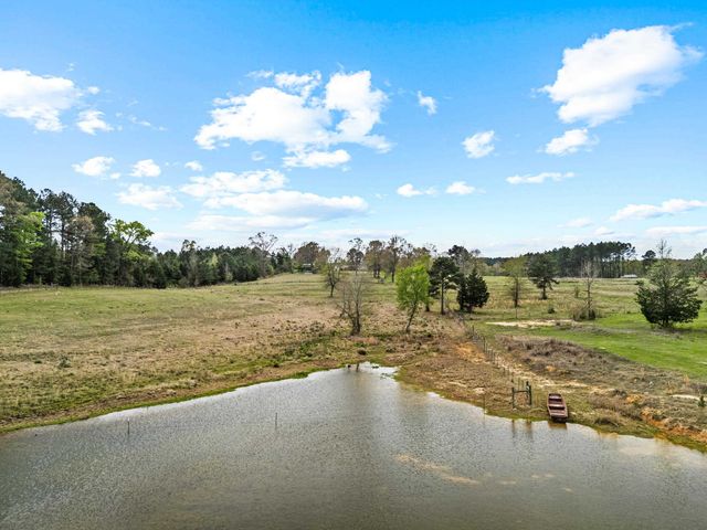 2107 E Prospect Rd., Jefferson, TX 75657