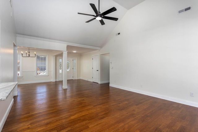 7555 Pfizer Drive, Ooltewah, TN 37363