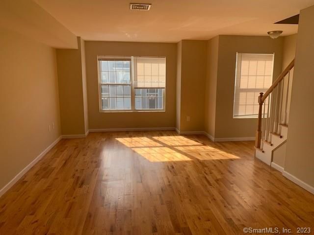 27 Tridell Drive 15, Southington, CT 06489