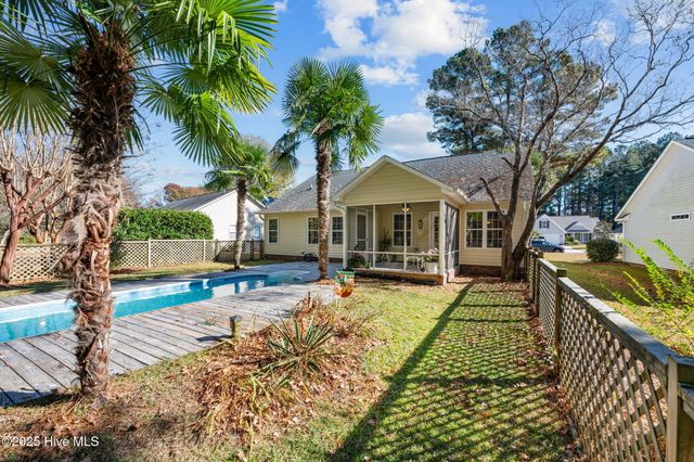 448 Neuchatel Road, New Bern, NC 28562